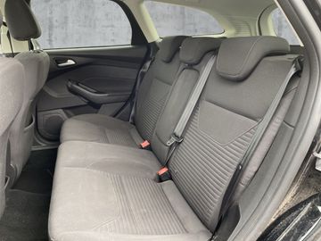 Ford Focus - 12