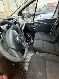Opel Vivaro - 6