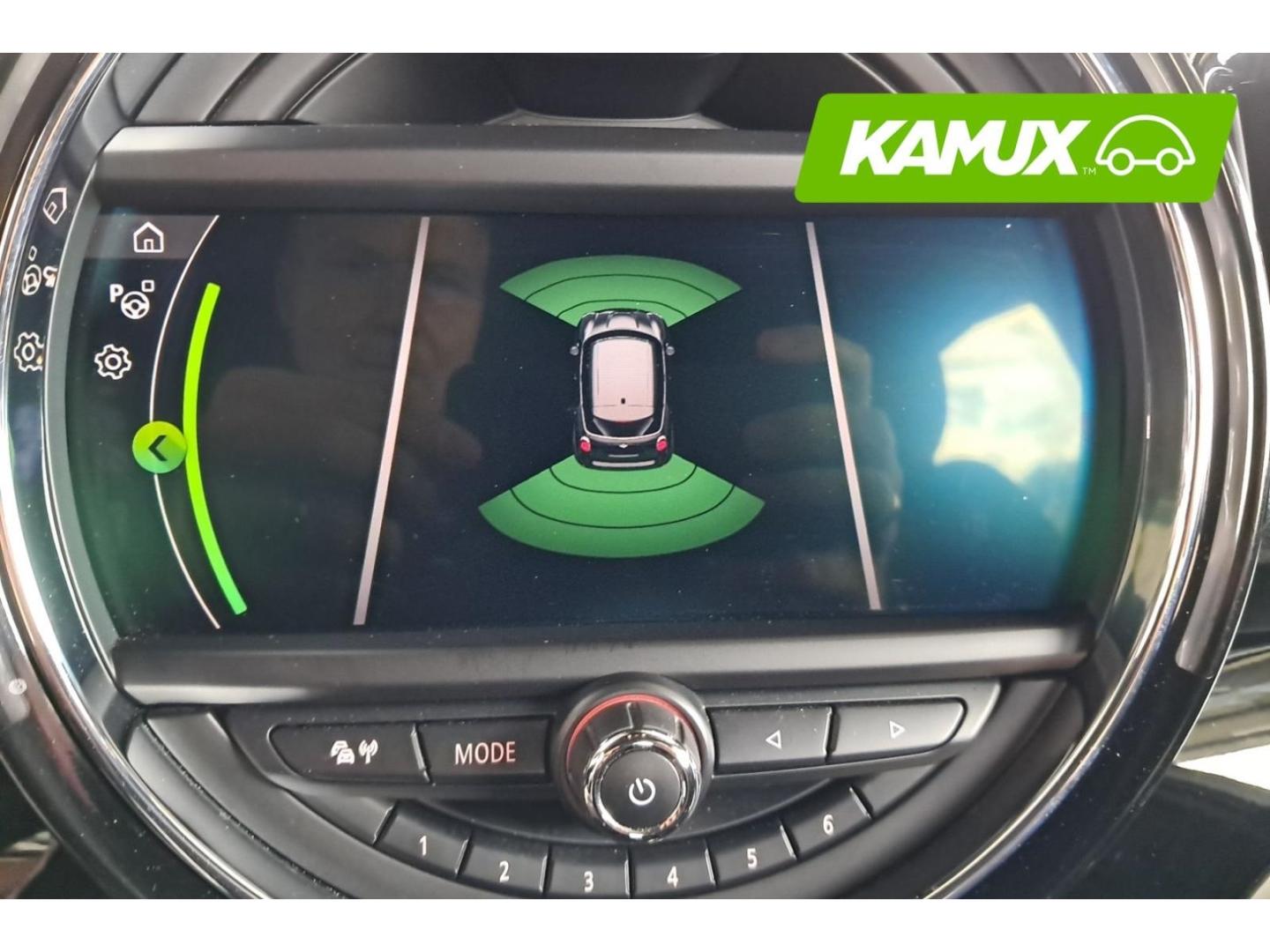 MINI Countryman SE All4 Steptronic+LED+NAVI+PDC+LEDER