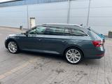 Skoda Superb 1.4 TSI iV DSG L&K COMBI L&K - Skoda Superb in Hannover