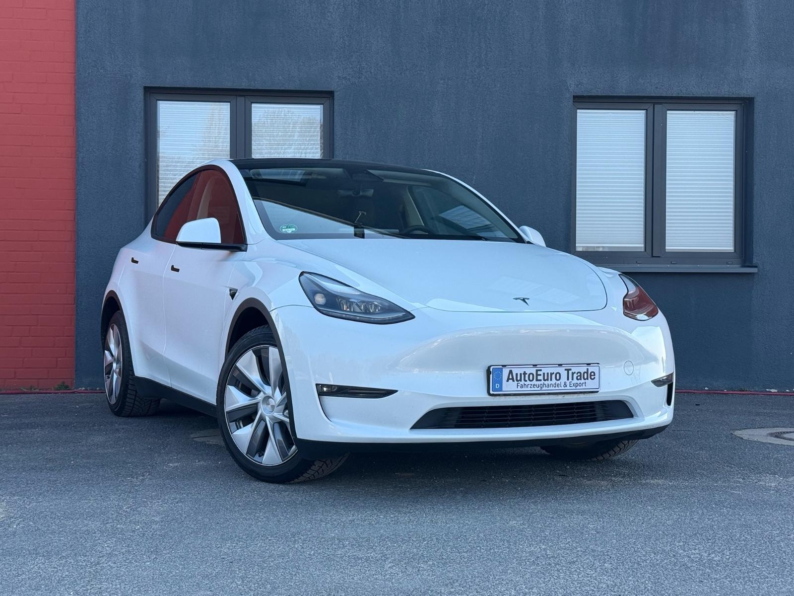 Tesla Model Y Long Range Dual AWD | Garantie von Tesla