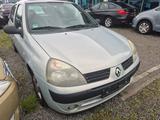 Renault Clio II Emotion Automatik - gebrauchte Renault Clio aus dem Jahr 2005