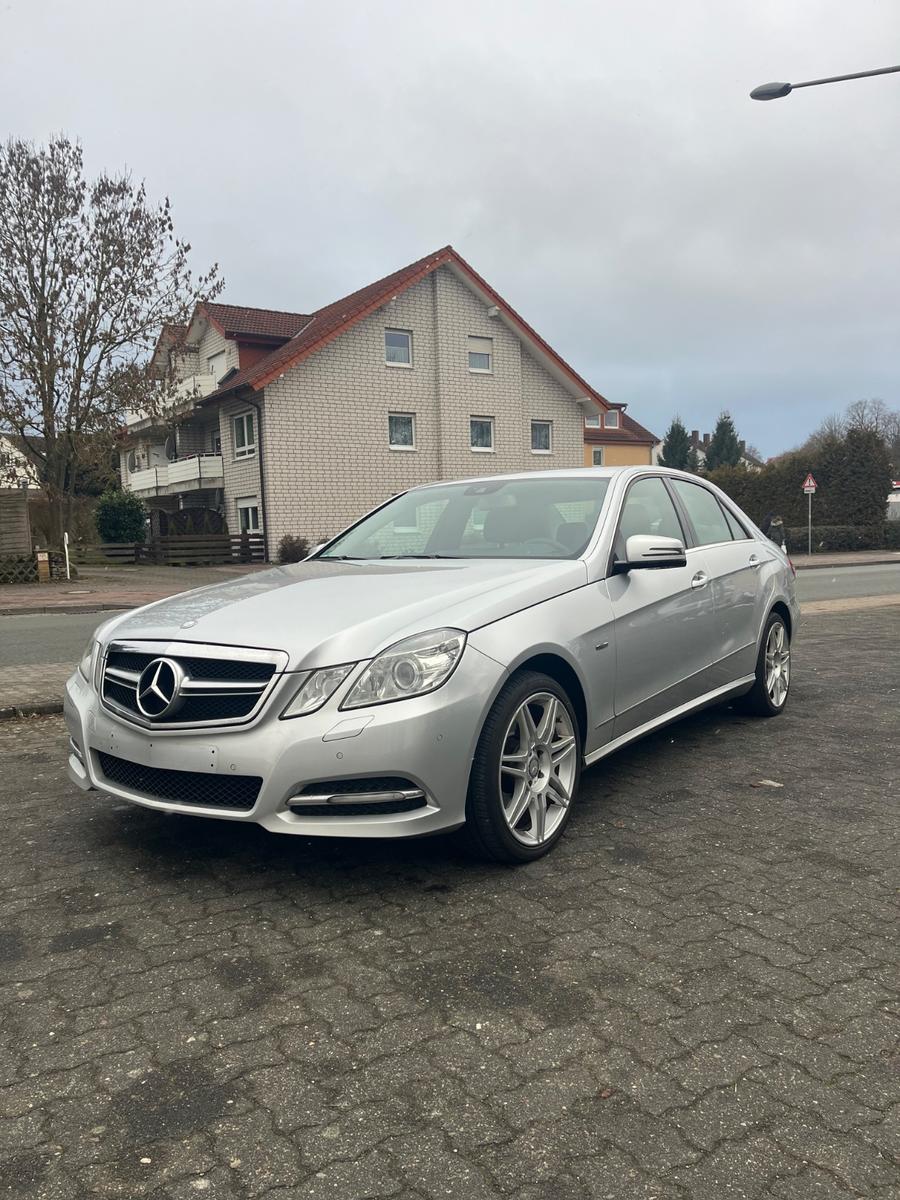 Mercedes-Benz E 250I BlueEfficiency Avantgarde| 2. Hand| TOP