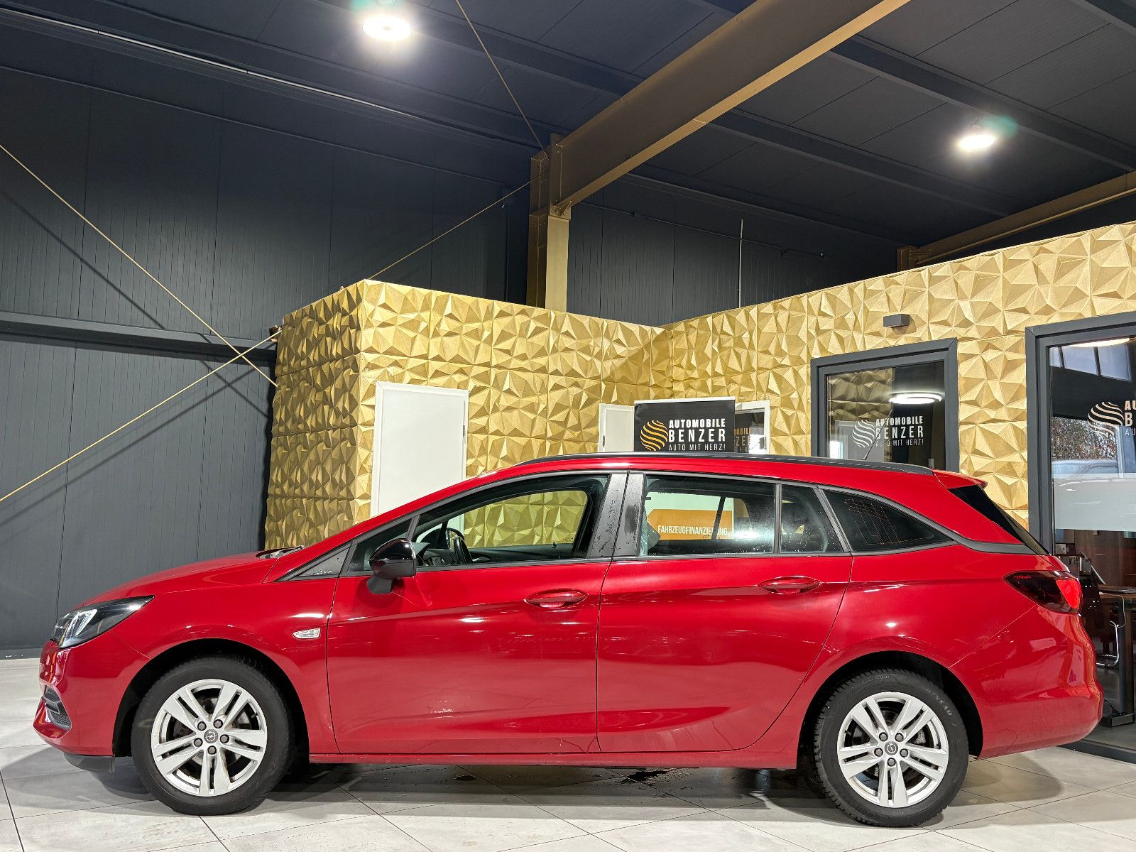 Fahrzeugabbildung Opel Astra K Sports Tourer Edition/APPLE-CAR/SHZ/KLIM