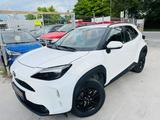 Toyota Yaris Cross 1,5 *Rear.Cam*SHZ*PDC*4X4*Car-Play* - Toyota Yaris Cross Gebrauchtwagen in Hamburg