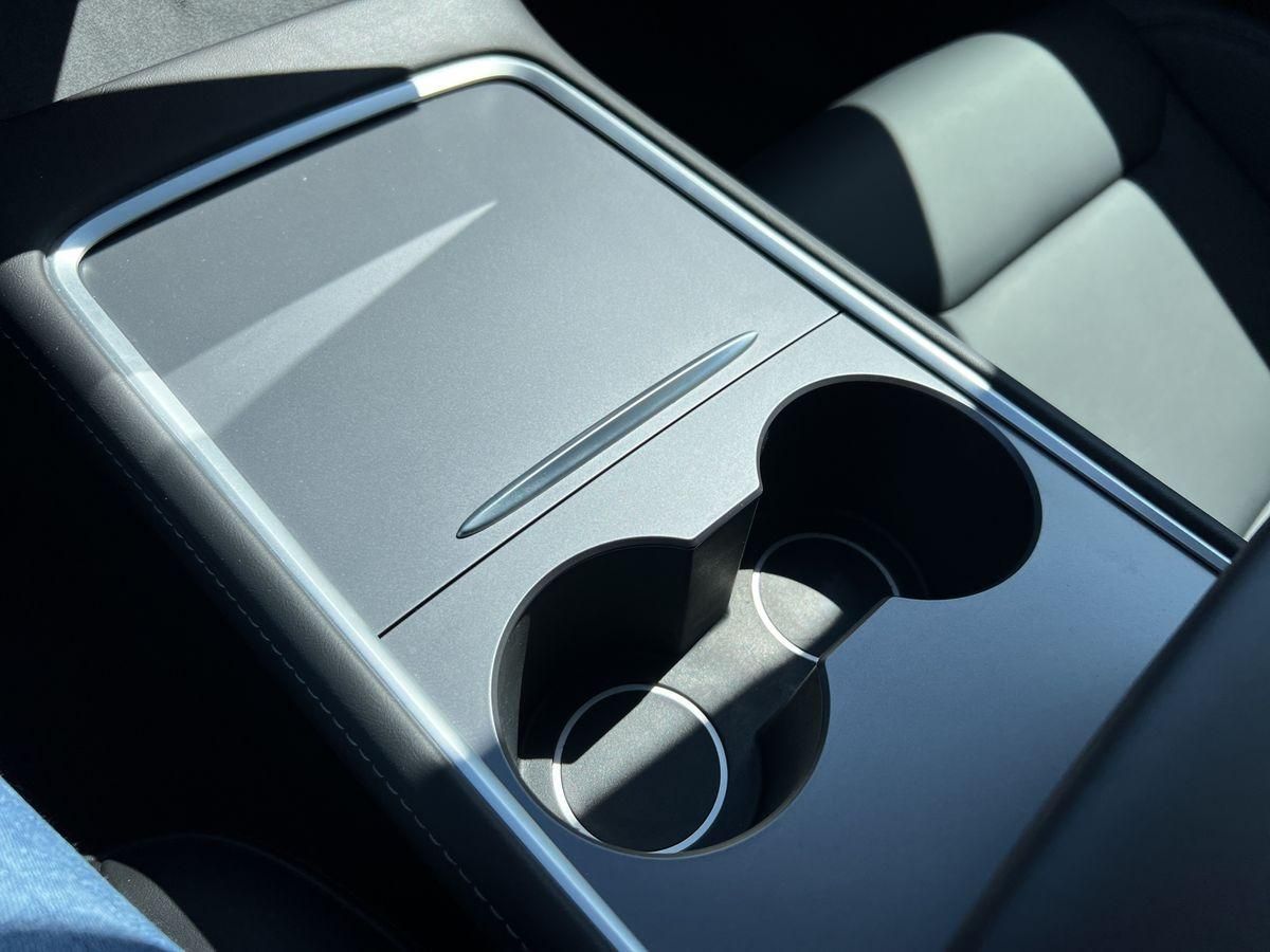 Model Y Long Range AWD NAVI ACC PANO 21"