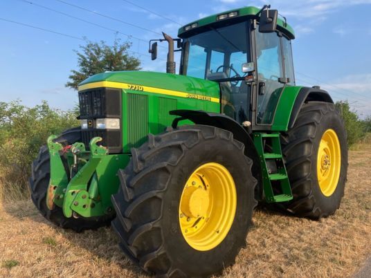 John Deere 7710