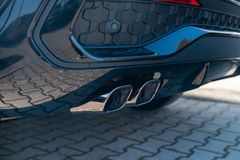 AUDI Q5 2.0 TDI quattro/ S LINE/ BUSINESS/ AHK/ 21" AUDI Q5 2.0 TDI quattro/ S LINE/ BUSINESS/ AHK/ 21"