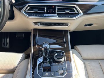 BMW X5 - 11
