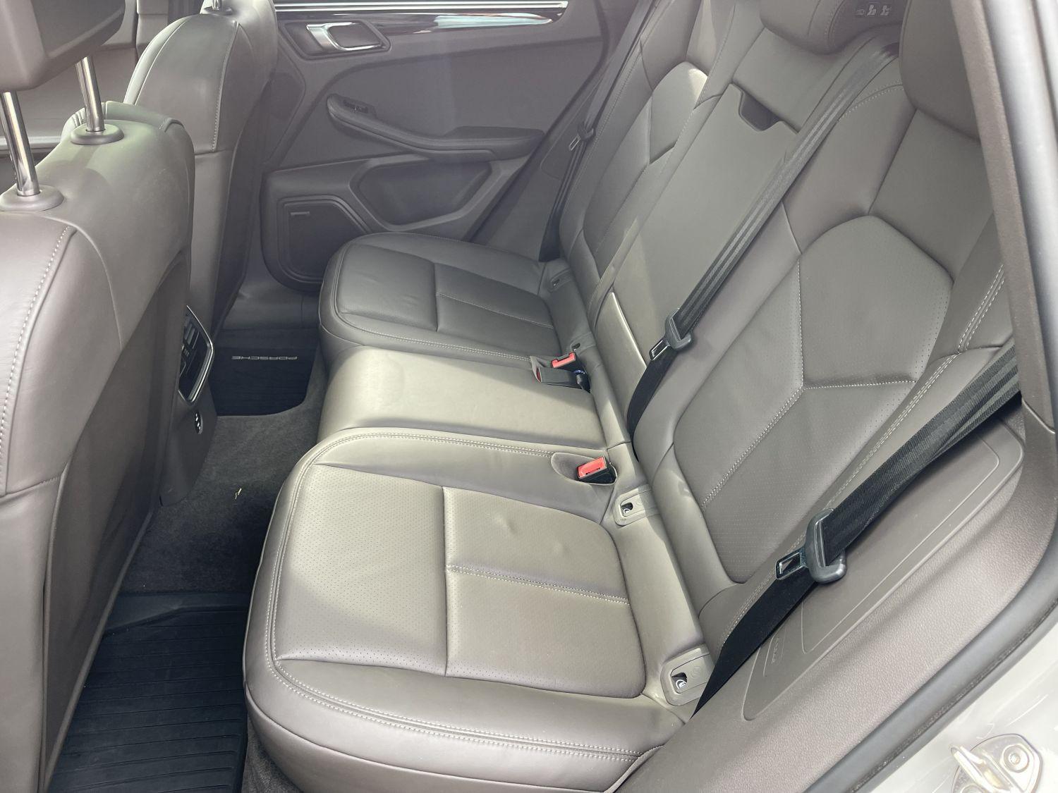 Porsche Macan S+Kreide+ACC+Pano+Luft+AHK+Approved+NP110