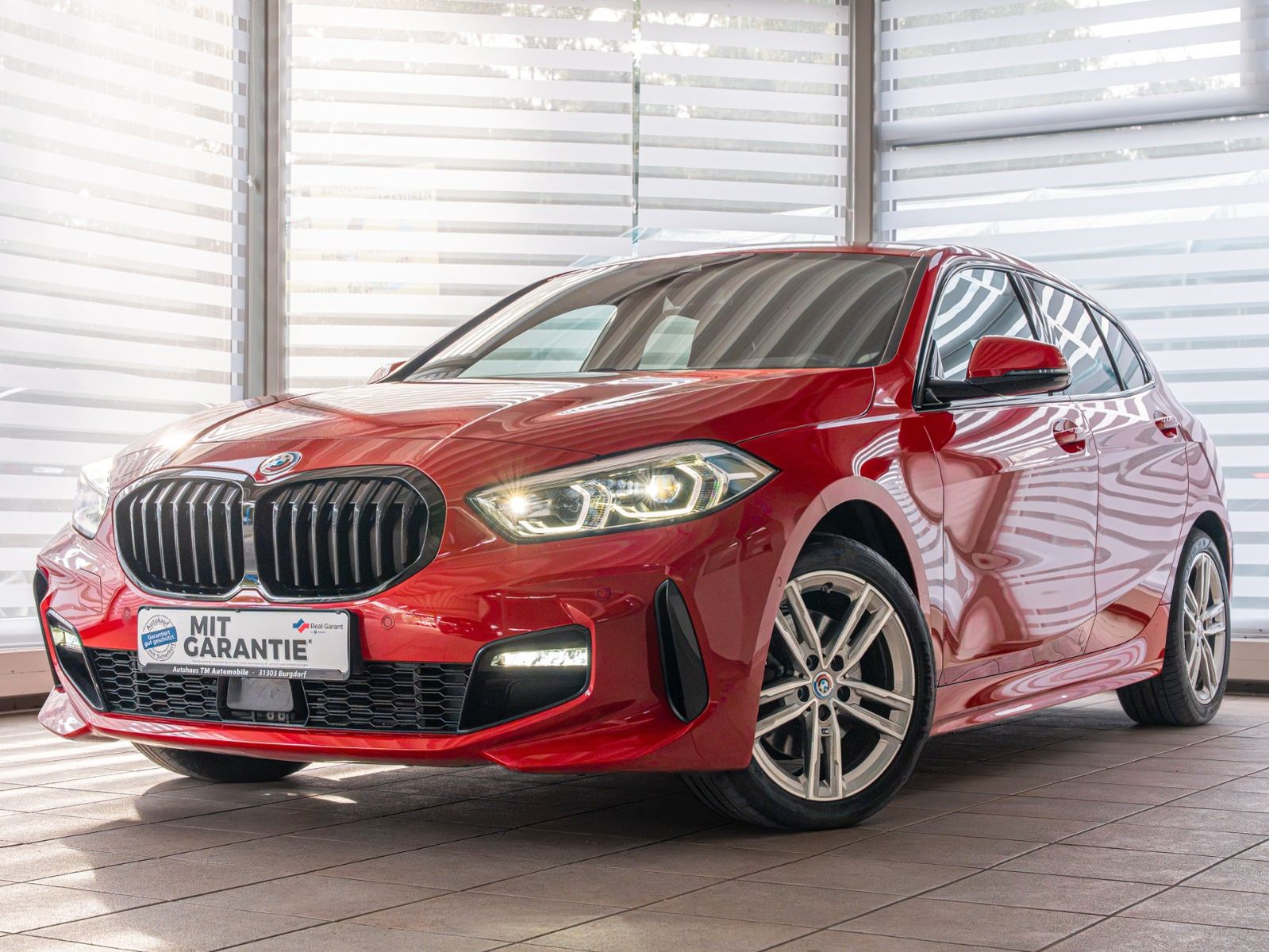 BMW 118i M Sport KAM KomfZug Alcantara DA Unfallfrei