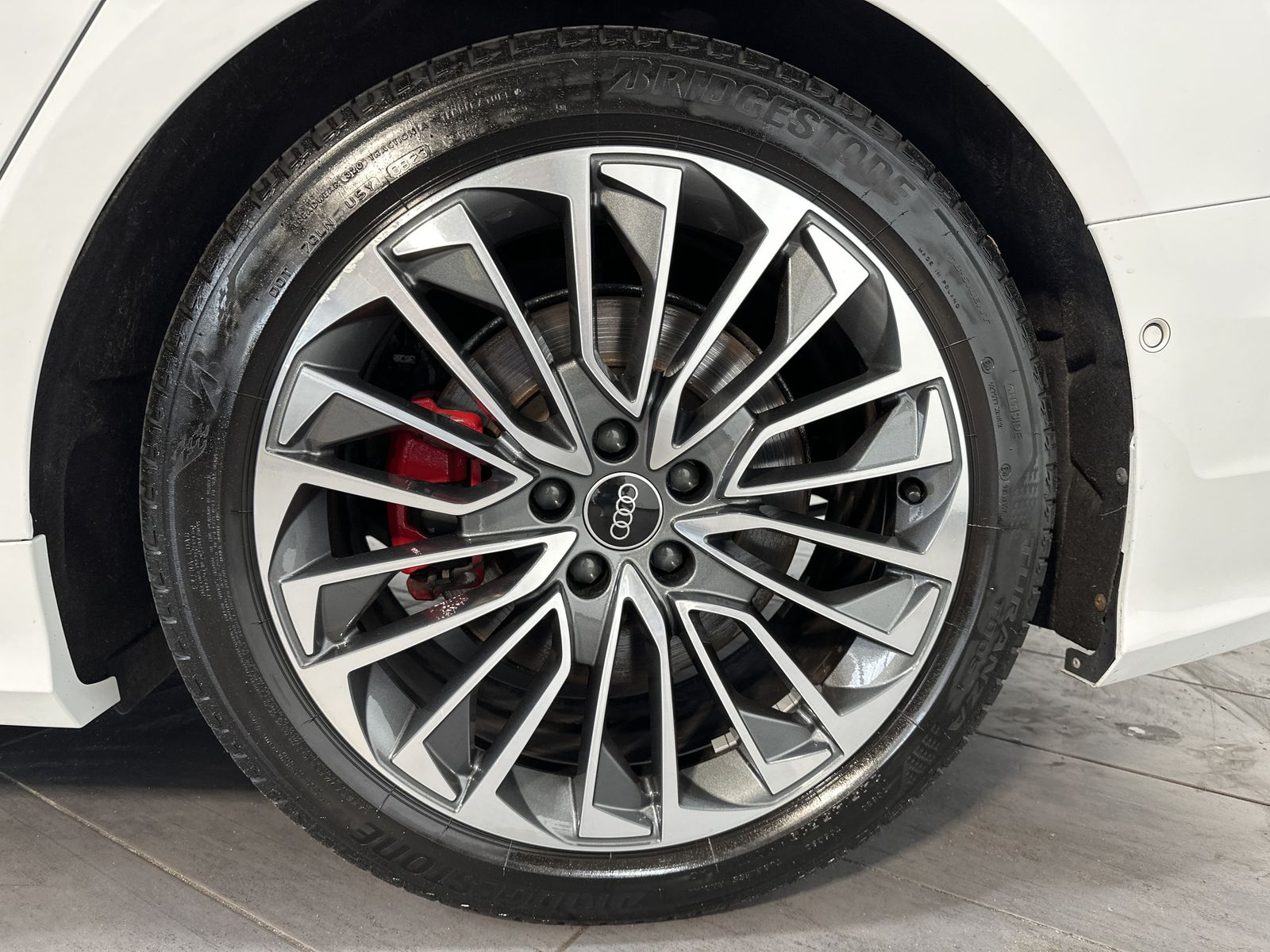 Fahrzeugabbildung Audi A6 Avant 55 TFSI e Qu S-Line NAV+LED+ACC+KAMERA