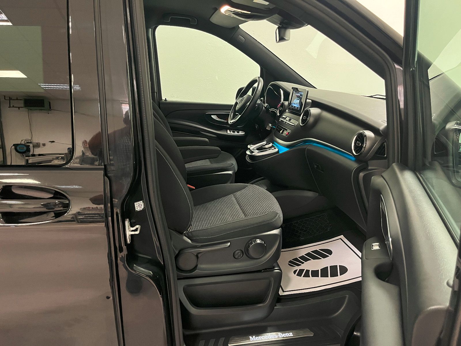 Mercedes-Benz V 250 d Lang AMG Line *7-Sitze/Kamera/LED foto 3