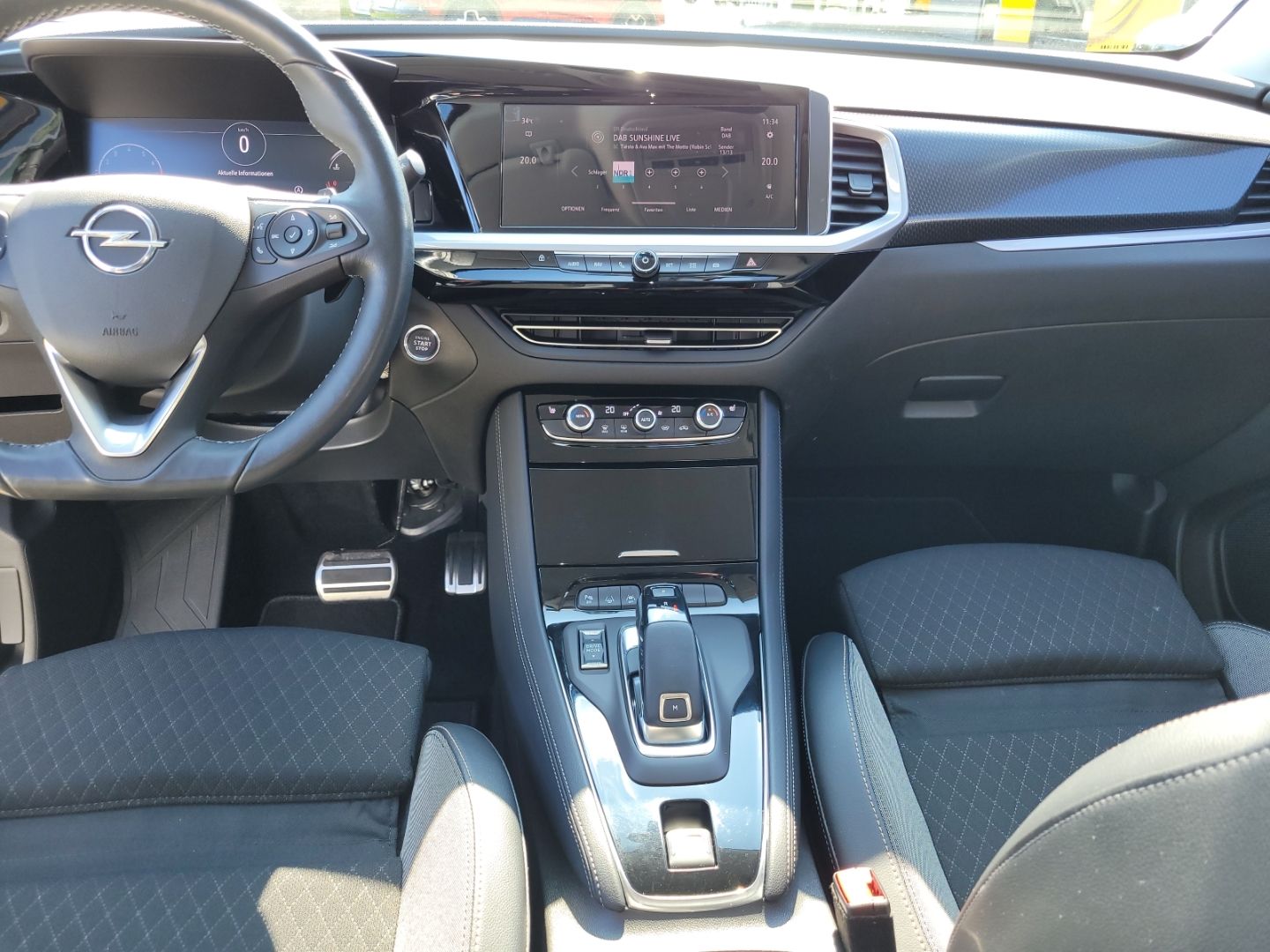 Fahrzeugabbildung Opel Grandland GS Line mit SHZ+LHZ+Kamera+AHK