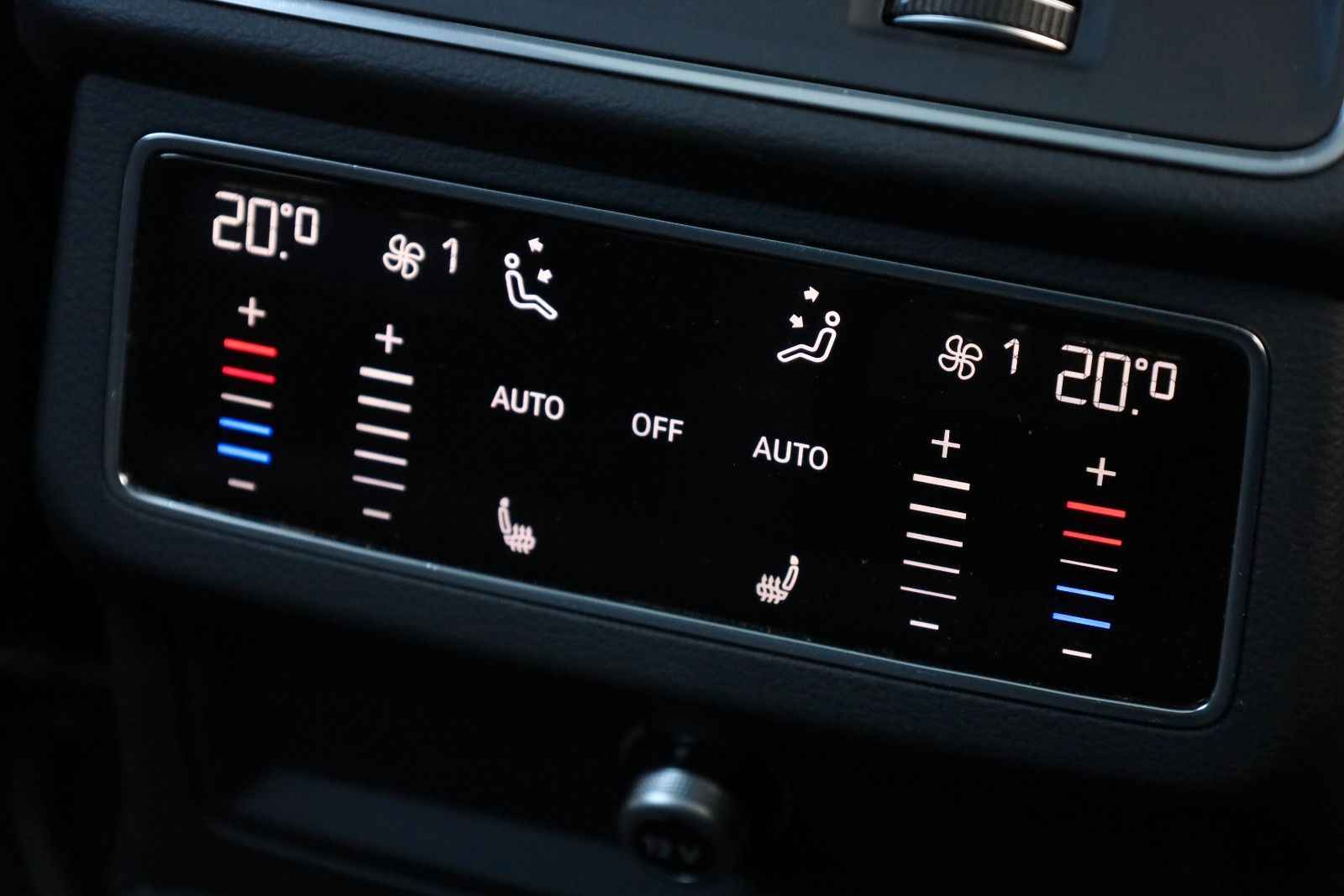 Audi A6 Avant 55 TFSI e QU 3x S-LINE HD-LED PANO 360° foto 16