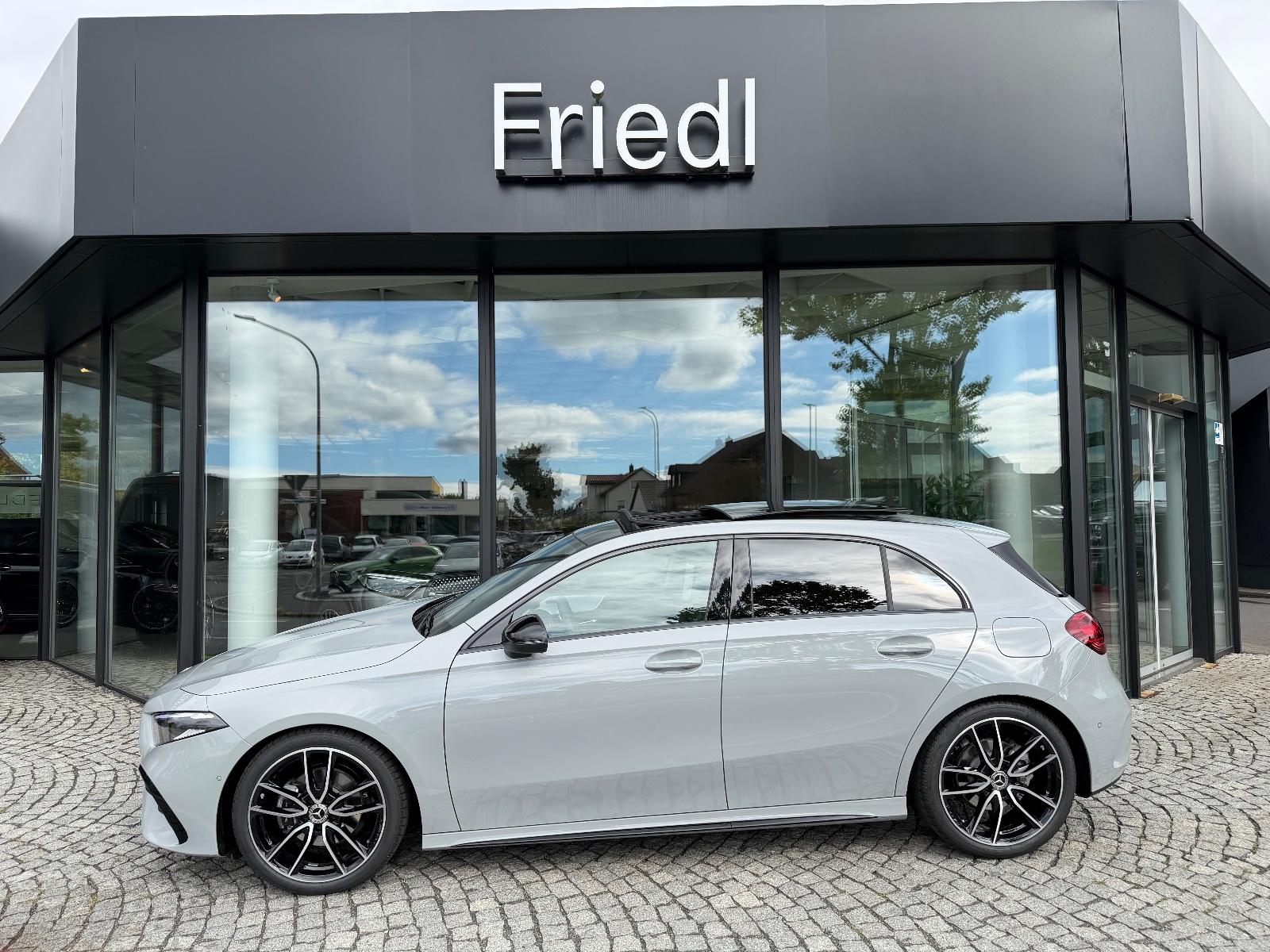 Mercedes-Benz A 200 AMG LED, Pano, Kamera, Winter