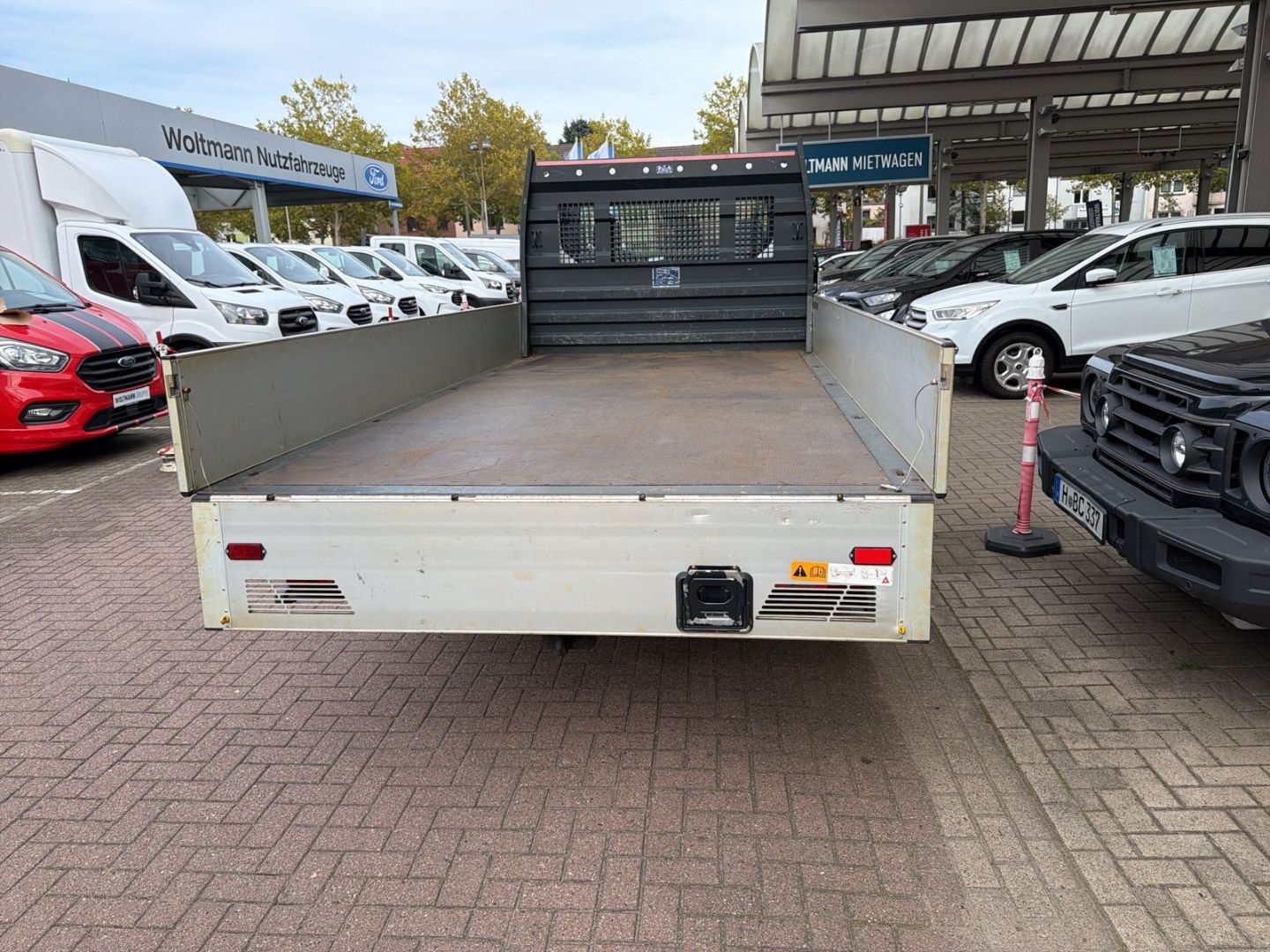 Fahrzeugabbildung Ford Transit Einzelk. Pritsche 350 L4 Trend Zwillingb