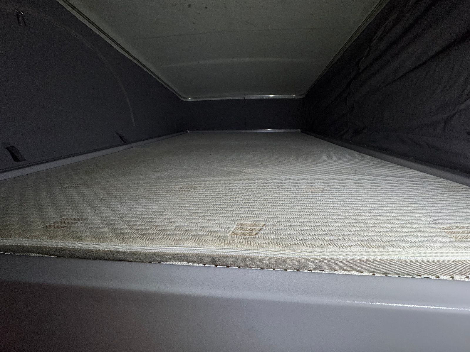 Fahrzeugabbildung HYMER / ERIBA / HYMERCAR YOSEMITE 600 CROSSOVER FIAT SCHLAFDACH LÄNGSBETT