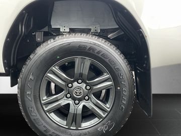 Toyota Hilux 2.4D 4x4 Double Cab Comfort *FACELIFT*ACC*