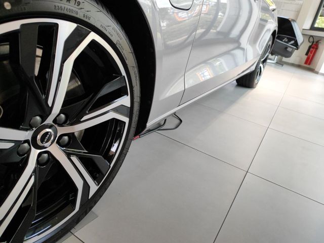 VOLVO V60 T6 (Bild 9 von Array)
