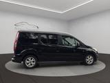 Ford Grand Tourneo Connect 1.5 TDCi AutomatikTitanium - schwarze Ford Grand Tourneo