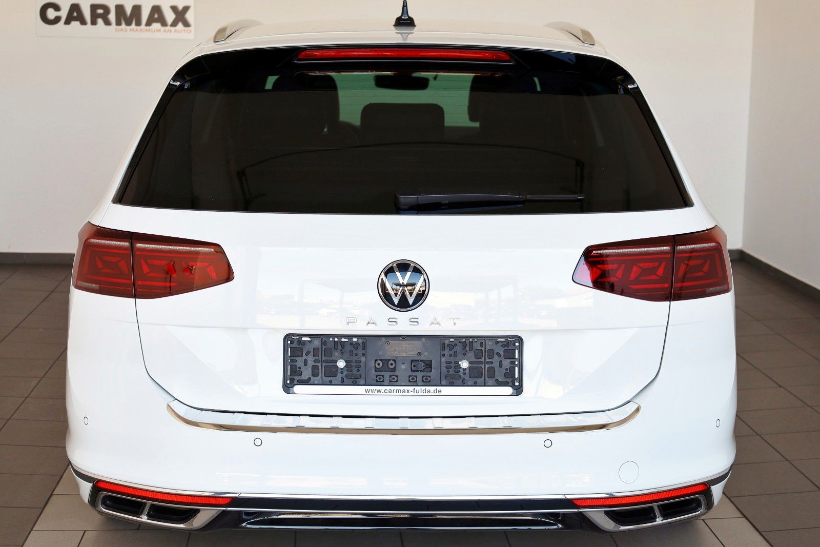 Fahrzeugabbildung Volkswagen Passat Variant R Line Leder,Navi,LED,ACC,CarPlay