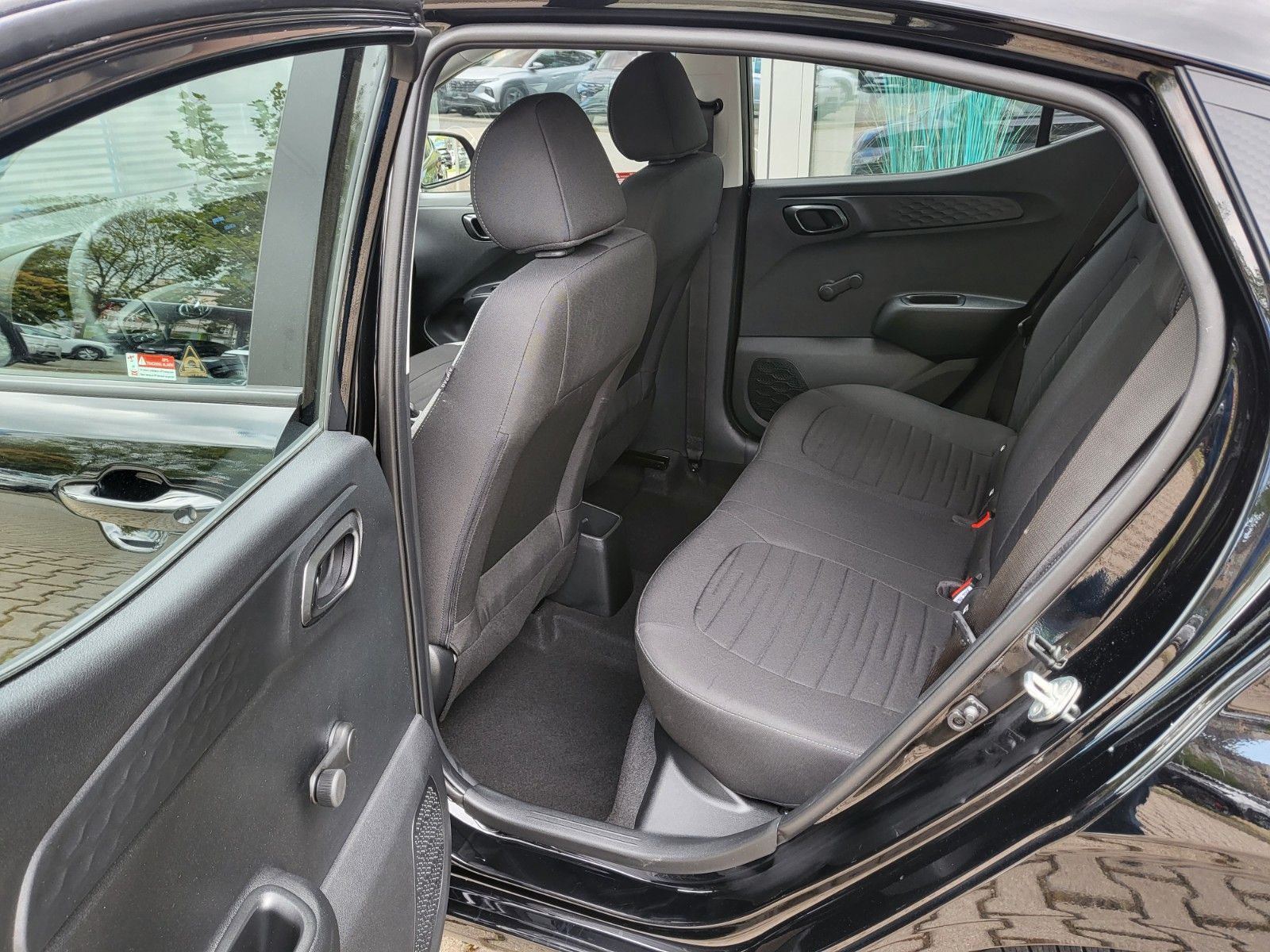 Fahrzeugabbildung Hyundai i10 1.0 Select SHZ PDC Lenkradhzg KLIMA