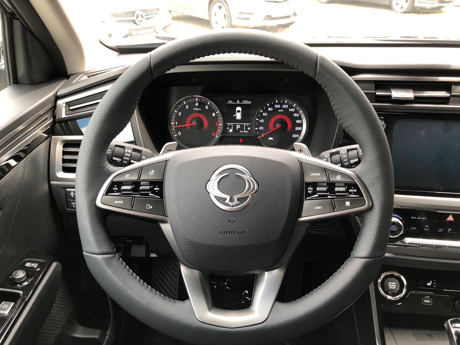 Fahrzeugabbildung Ssangyong Korando Blackline+SONDERMODELL