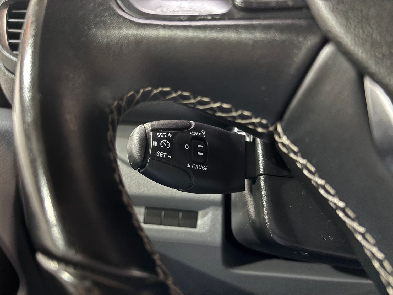 Fahrzeugabbildung Citroën Jumpy 2.0 BlueHDI Club#Kamera#Klima#Tempomat#AHK