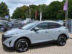 NISSAN Qashqai 1.3 DIG-T N-Connecta 4x4 Navi CarPlay