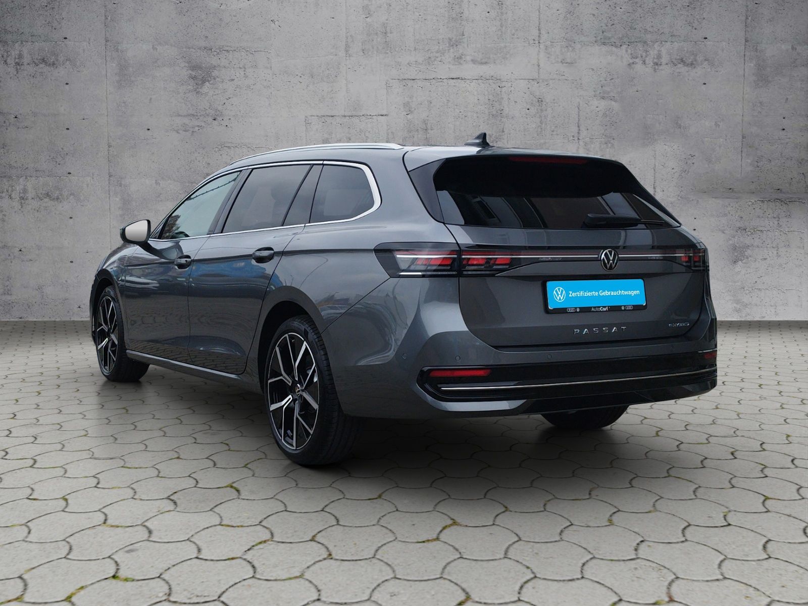 Volkswagen Passat Variant Elegance 1.5TSI eHybrid PANO AHK foto 3