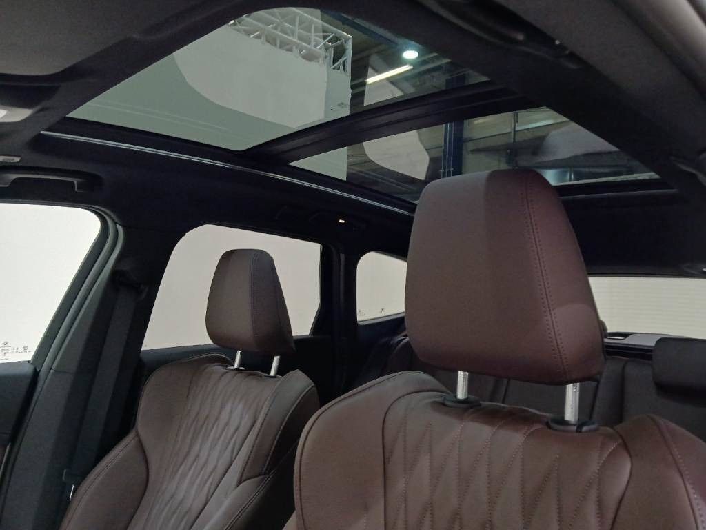 Fahrzeugabbildung BMW X1 23d xDrive M Sport Leder HuD Pano NP: 73.030€