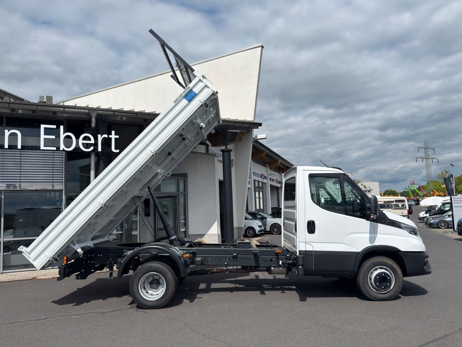 Fahrzeugabbildung Iveco Daily 70C18 *R3.750mm*Sperre*AHK*
