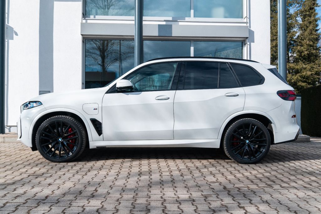 BMW X5 50e M SPORT PRO/ INNOVATION/ ICONIC GLOW BMW X5 50e M SPORT PRO/ INNOVATION/ ICONIC GLOW
