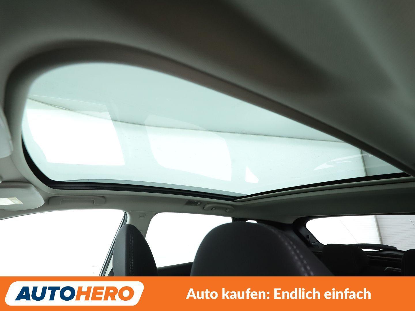Nissan Qashqai 1.3 DIG-T N-Connecta*NAVI*CAM*TEMPO*PDC*