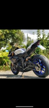 Yamaha YZF  R1 M  - YAMAHA R1