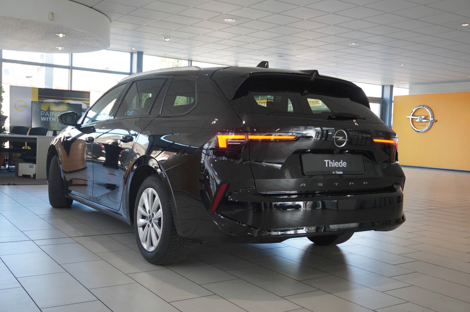 Fahrzeugabbildung Opel Astra L ST 1.5D ELEGANCE NAVI/LED/KAMERA/ACC/DAB