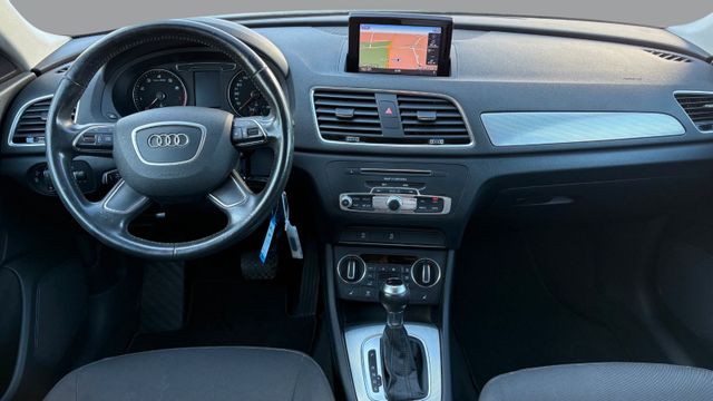 Foto Nummer 14: AUDI Q3
