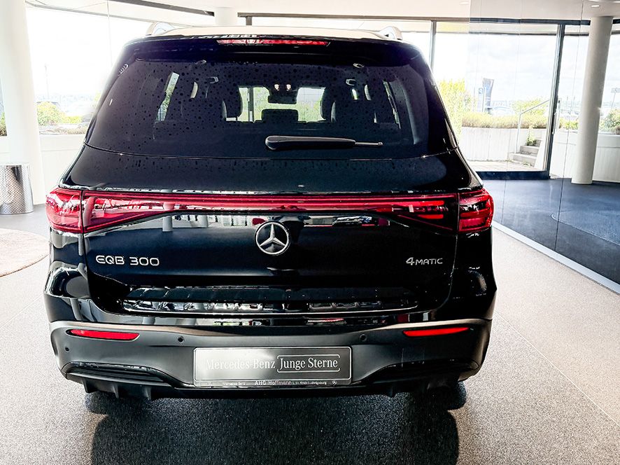 Mercedes-Benz EQB 300 4M AMG Night LED Pano AHK WinterP Burmes foto 4