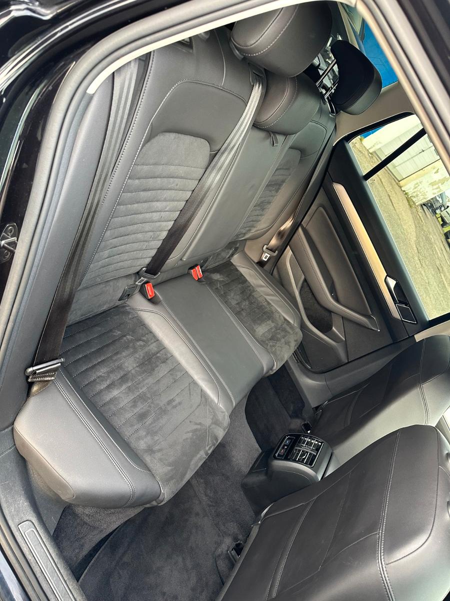 Volkswagen Passat Variant Highline / Massage/Matrix-LED/ACC