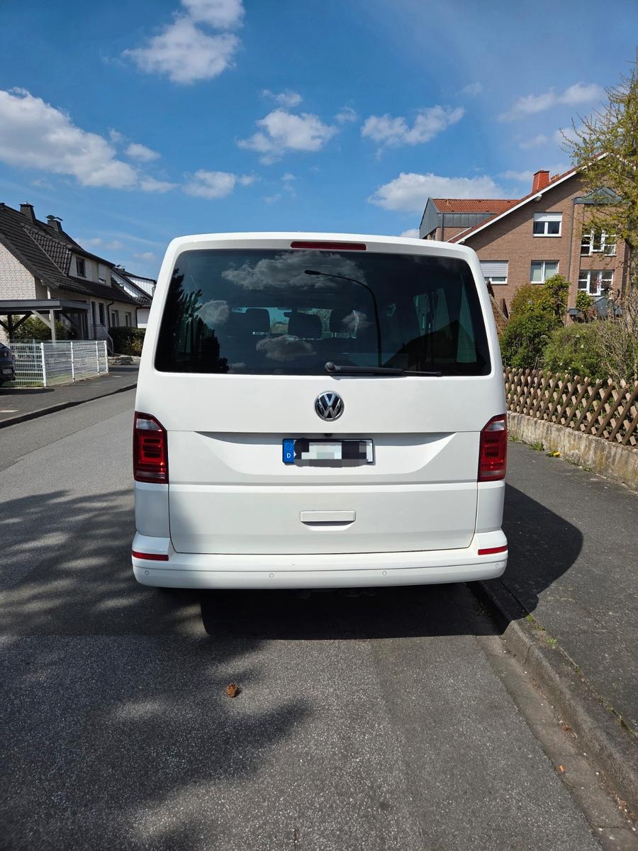 Volkswagen VW T6 Caravelle 2.0 Neuer Motor Comfortline LR 