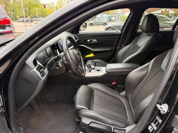 BMW 318 - 12