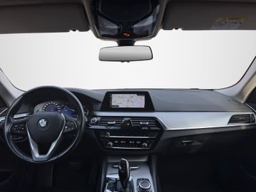 BMW 520 - 12