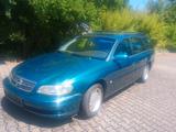 Opel Omega Kombi - Opel Astra aus 2001: Kombi