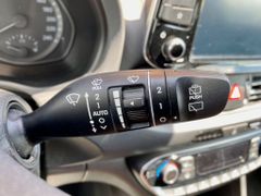 Fahrzeugabbildung Hyundai i30 1.0 AAC KAMERA SHZ ALLWETTER CARPLAY ALU