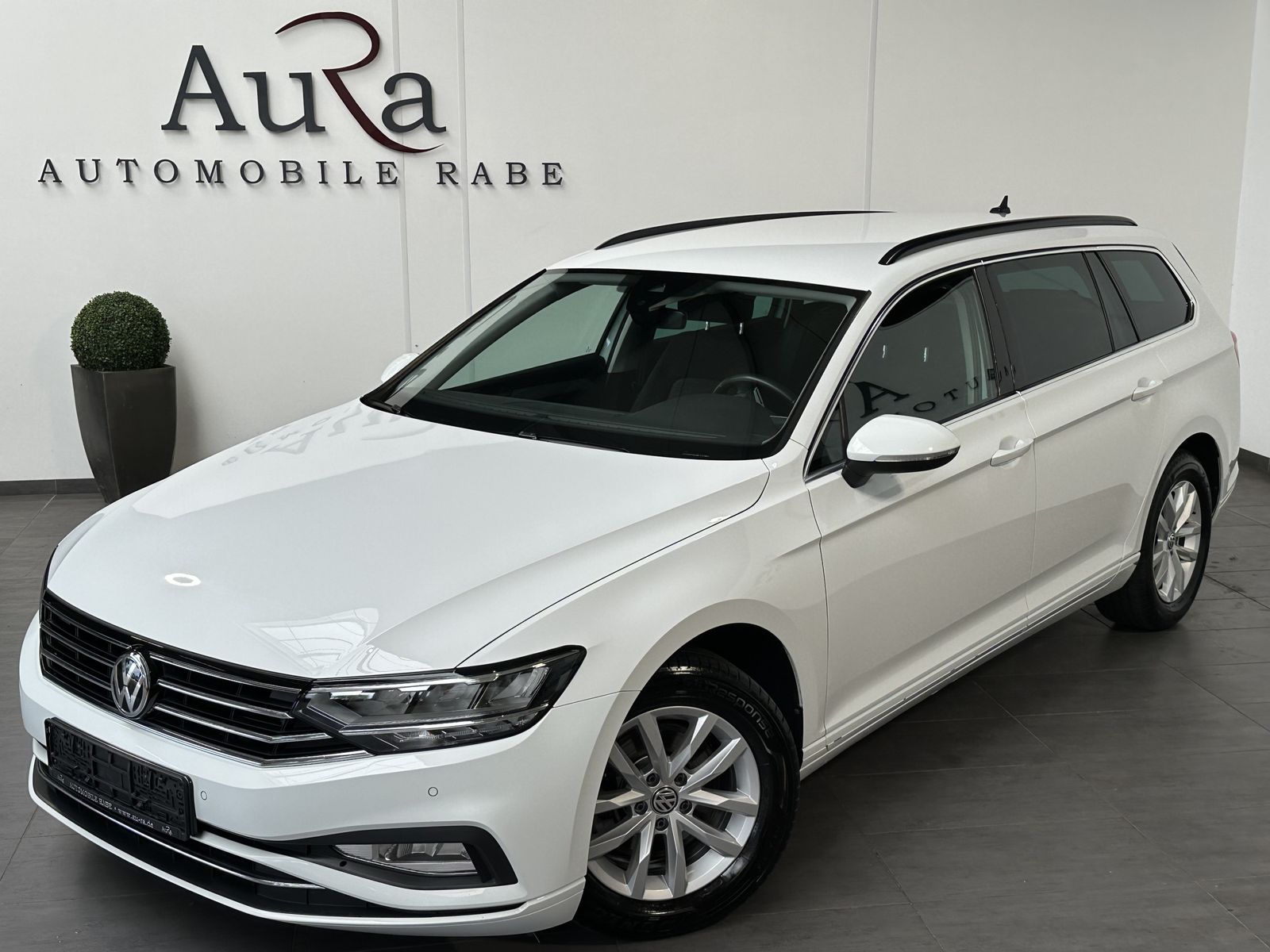 Fahrzeugabbildung Volkswagen Passat Variant 2.0 TDI DSG Business NAV+LED+KAM