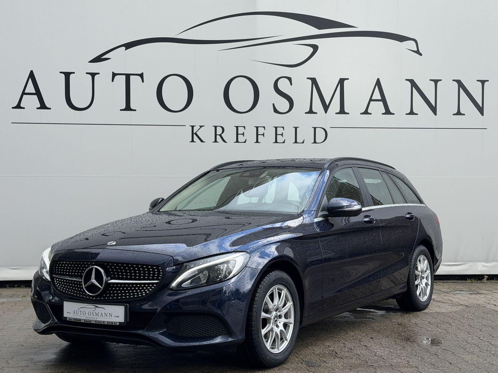 MERCEDES-BENZ C 220