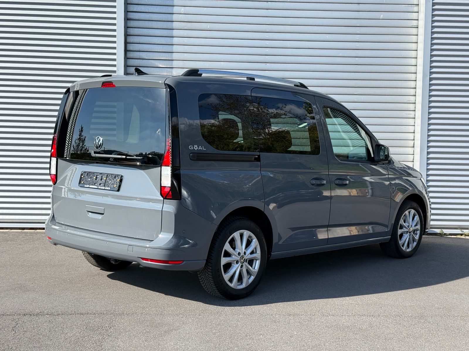 Fahrzeugabbildung Volkswagen Caddy Goal 2.0 TDI DSG ACC AHK Navi LED Sthz Kam