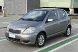 Toyota TOYOTA Yaris 1.0i 16V cat 5 porte Sol - gebrauchte Toyota Yaris aus dem Jahr 2004