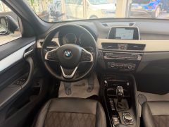 BMW X1  xLine Automatik LED AHK CAM PANO PDC SHZ